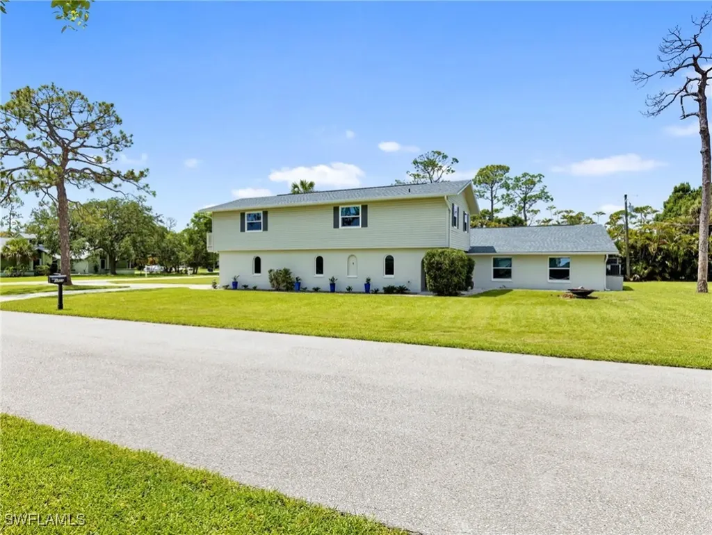3704 Blue Heron Drive Fort Myers FL 33908