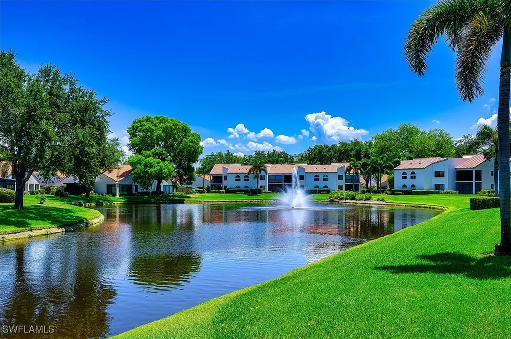 565 Beachwalk Circle Naples FL 34108