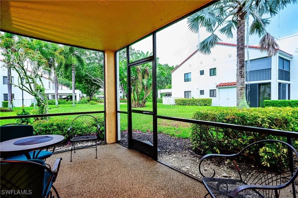 565 Beachwalk Circle Naples FL 34108