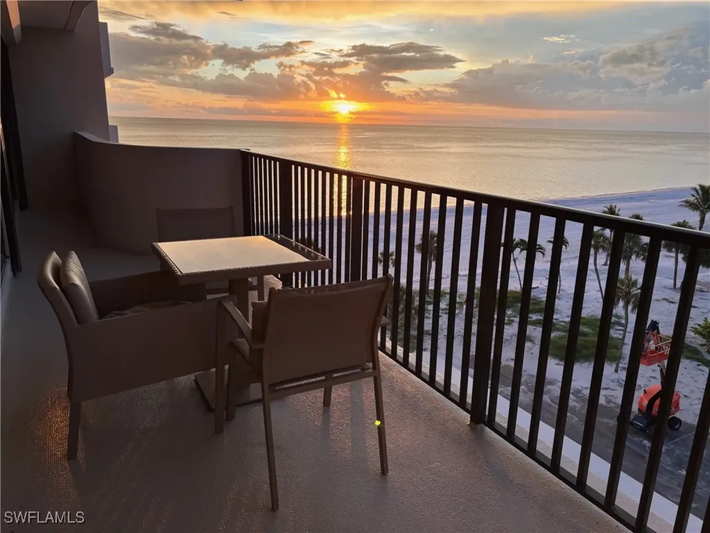 4005 Gulf Shore Boulevard N Naples FL 34103