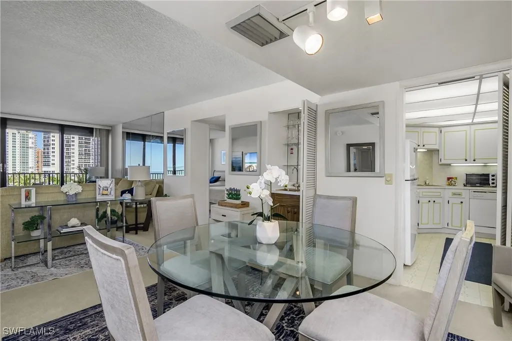 4005 Gulf Shore Boulevard N Naples FL 34103