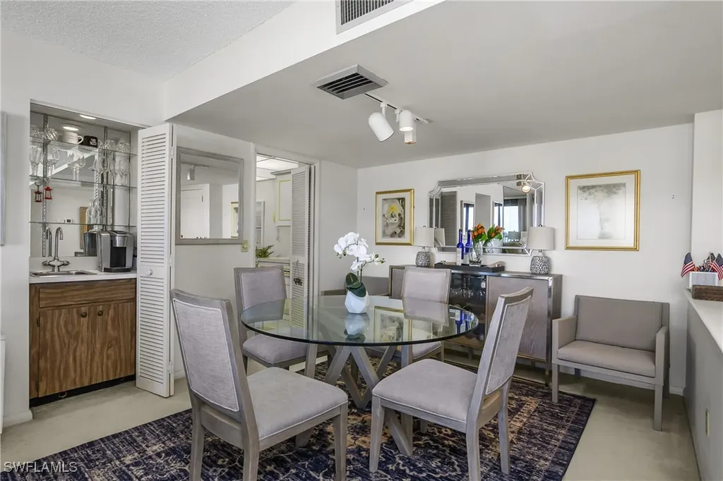 4005 Gulf Shore Boulevard N Naples FL 34103