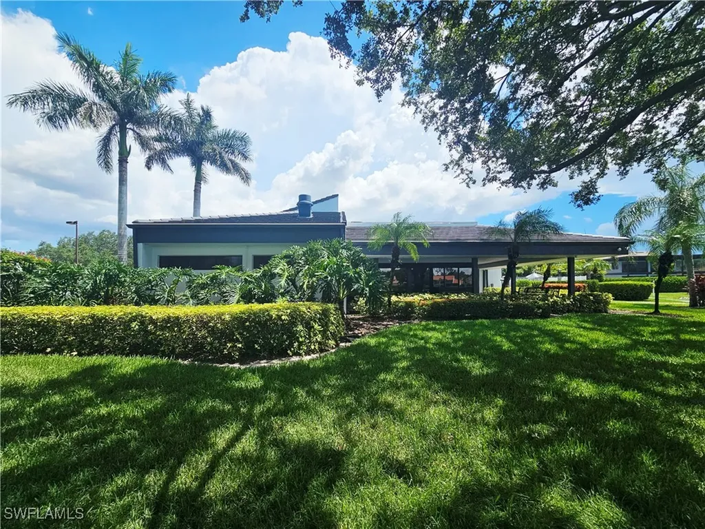 6708 Sloane Place Naples FL 34104