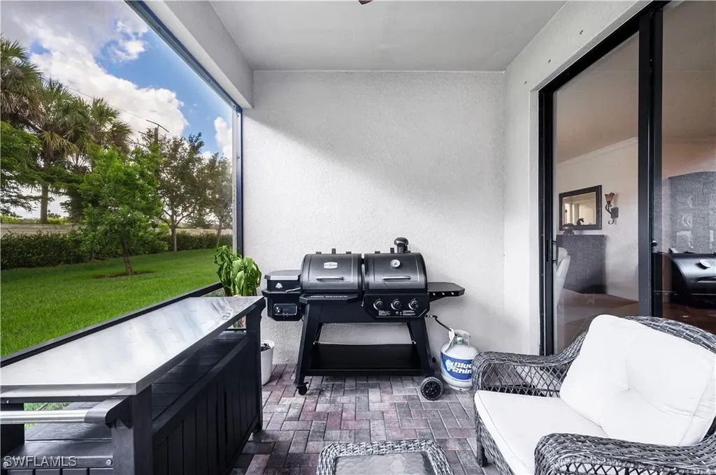 9425 Glenforest Drive Naples FL 34120