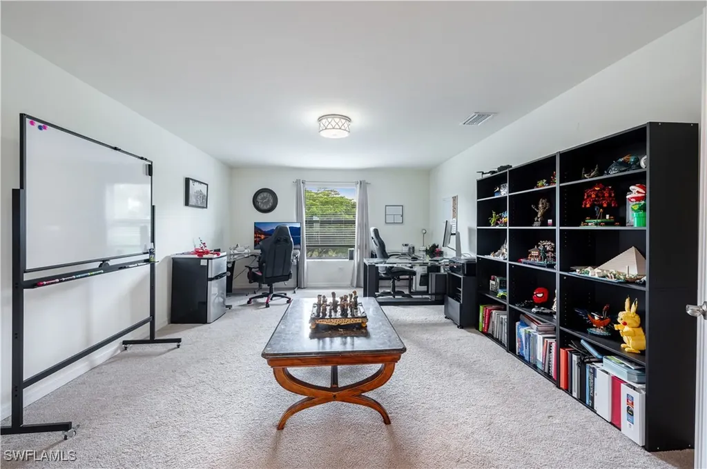 9425 Glenforest Drive Naples FL 34120
