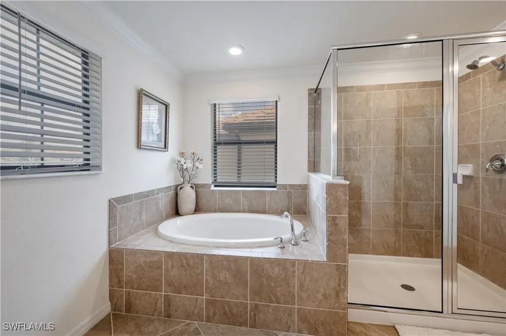 9425 Glenforest Drive Naples FL 34120