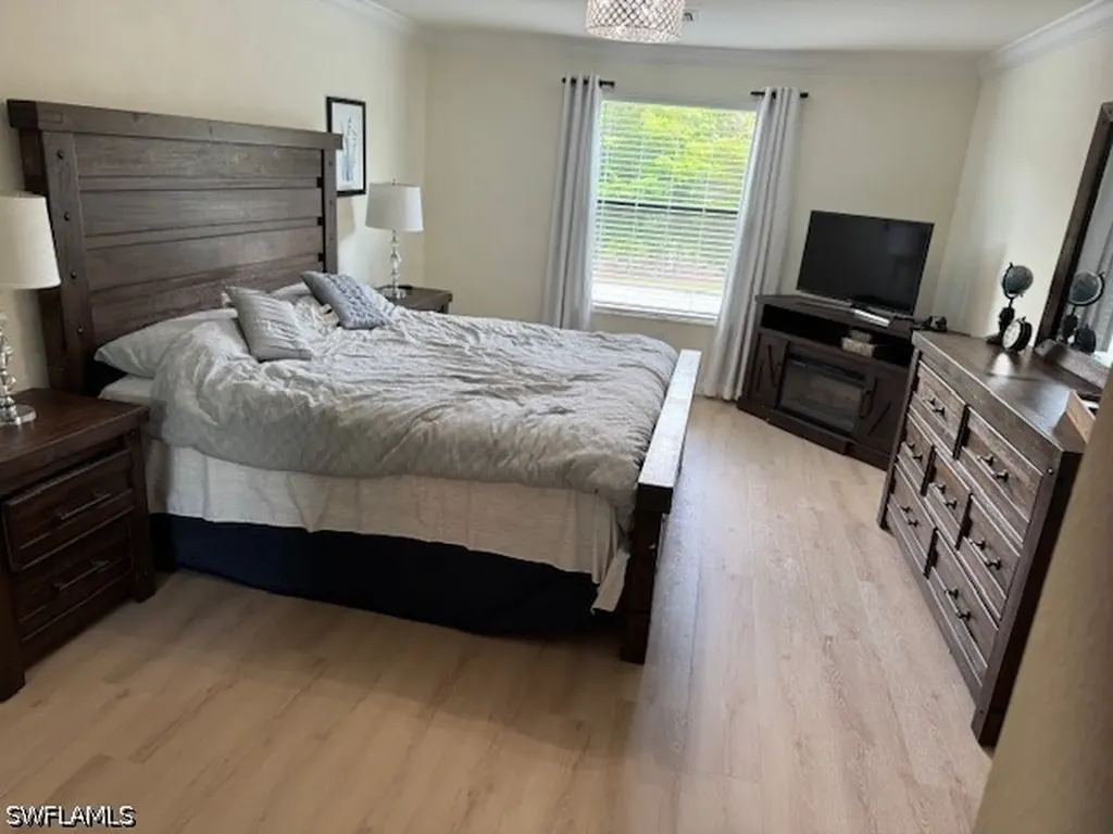 9425 Glenforest Drive Naples FL 34120