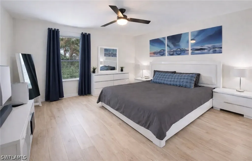 9425 Glenforest Drive Naples FL 34120