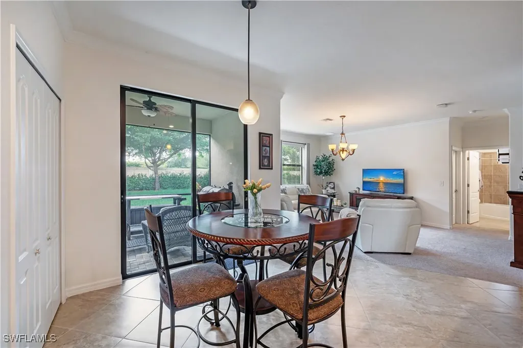 9425 Glenforest Drive Naples FL 34120