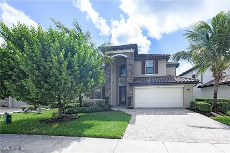 9425 Glenforest Drive Naples FL 34120