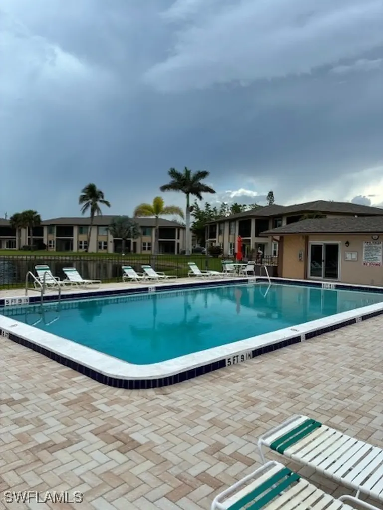 16881 Davis Road Fort Myers FL 33908