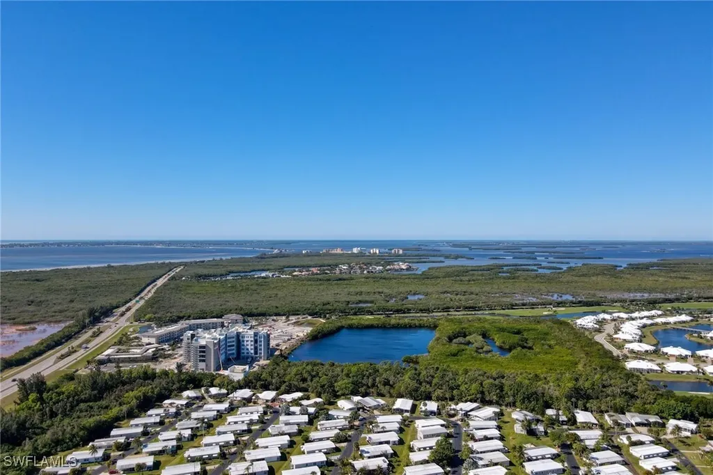 16881 Davis Road Fort Myers FL 33908