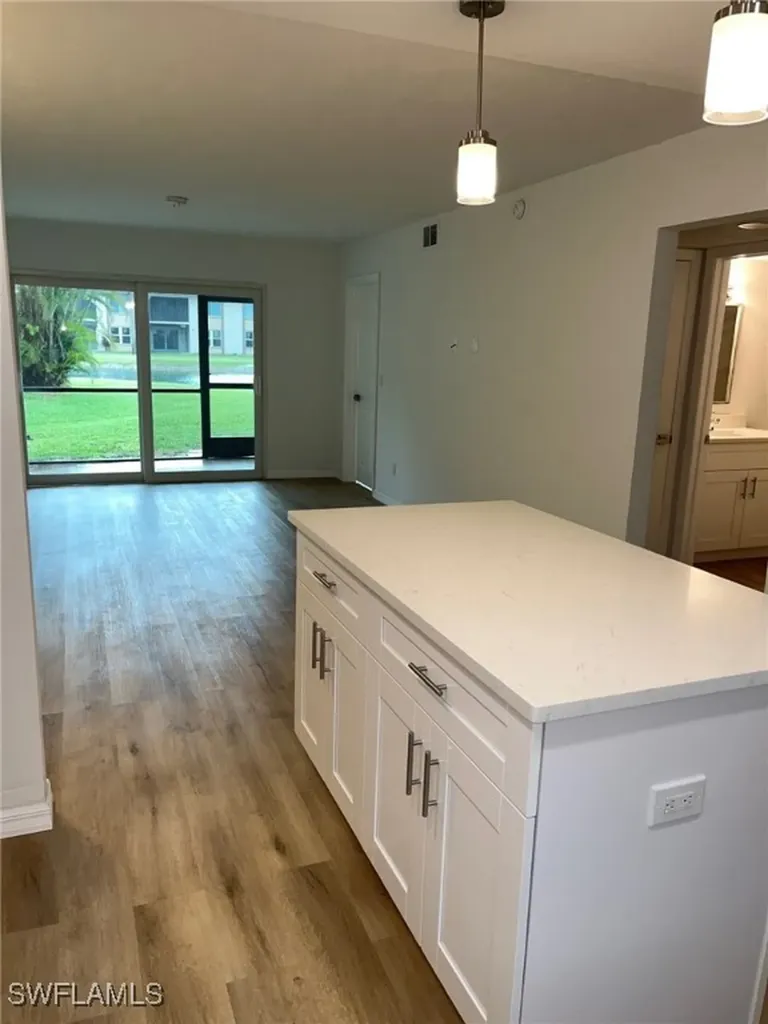 16881 Davis Road Fort Myers FL 33908