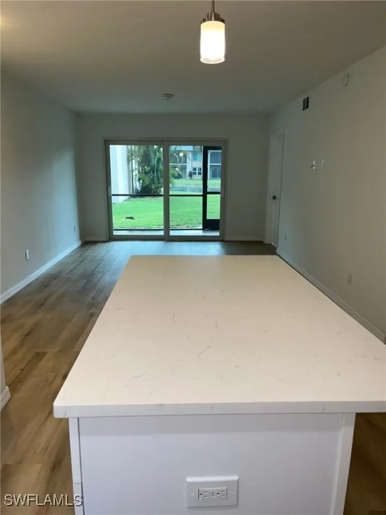 16881 Davis Road Fort Myers FL 33908