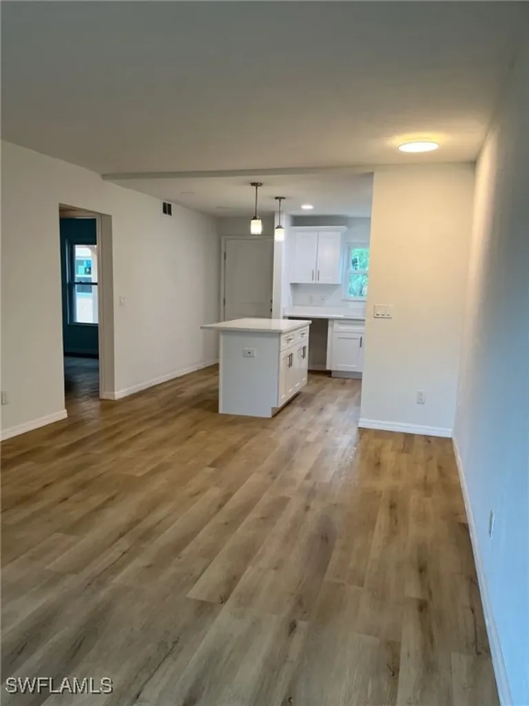 16881 Davis Road Fort Myers FL 33908
