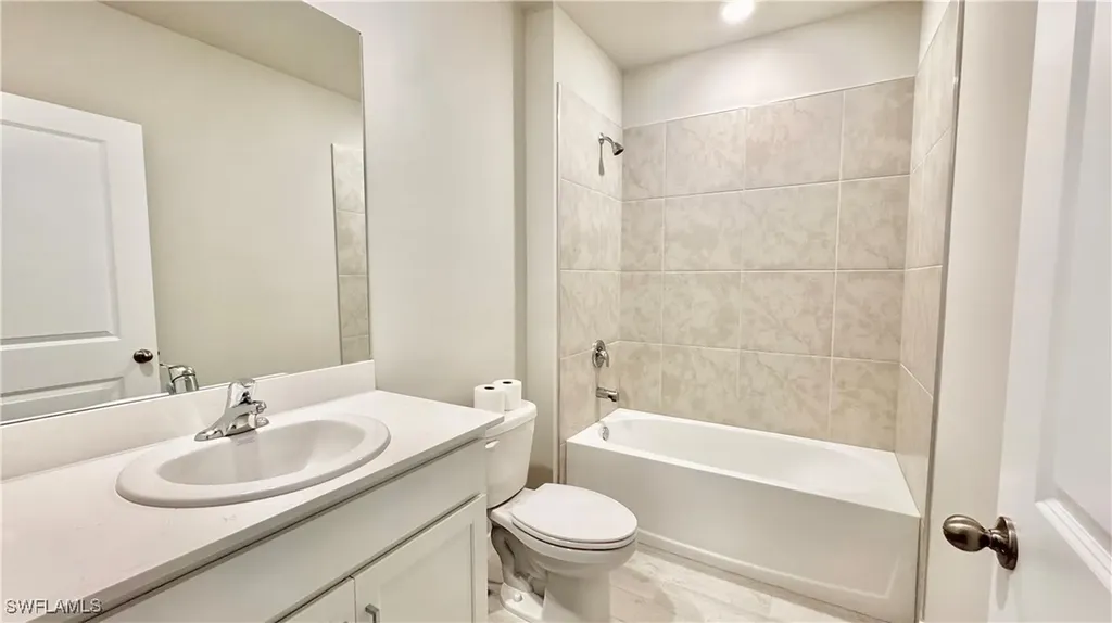 17710 Shade Tree Loop Babcock Ranch FL 33982