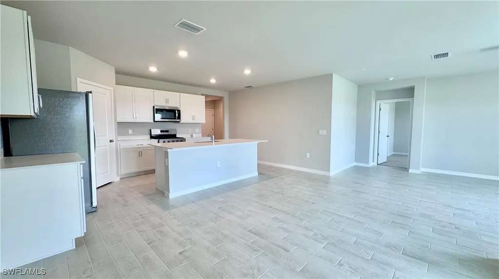 17710 Shade Tree Loop Babcock Ranch FL 33982