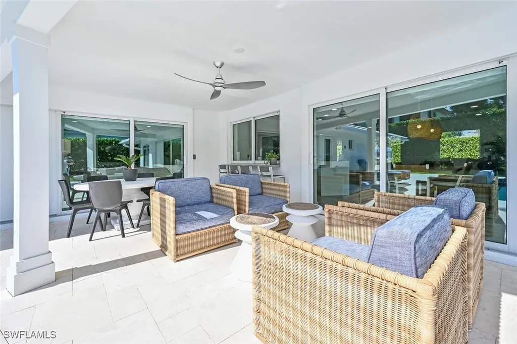 646 Park Shore Drive Naples FL 34103