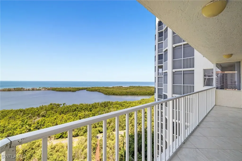 5550 Heron Point Drive Naples FL 34108