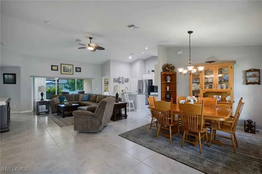 2804 NW 6th Street Cape Coral FL 33993