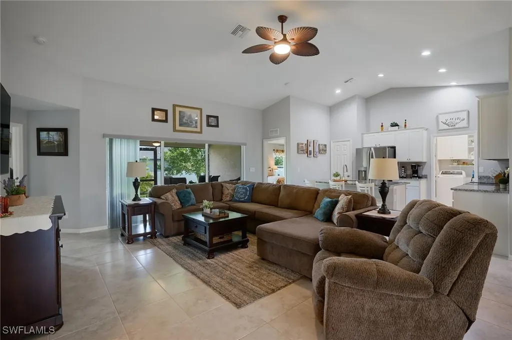 2804 NW 6th Street Cape Coral FL 33993