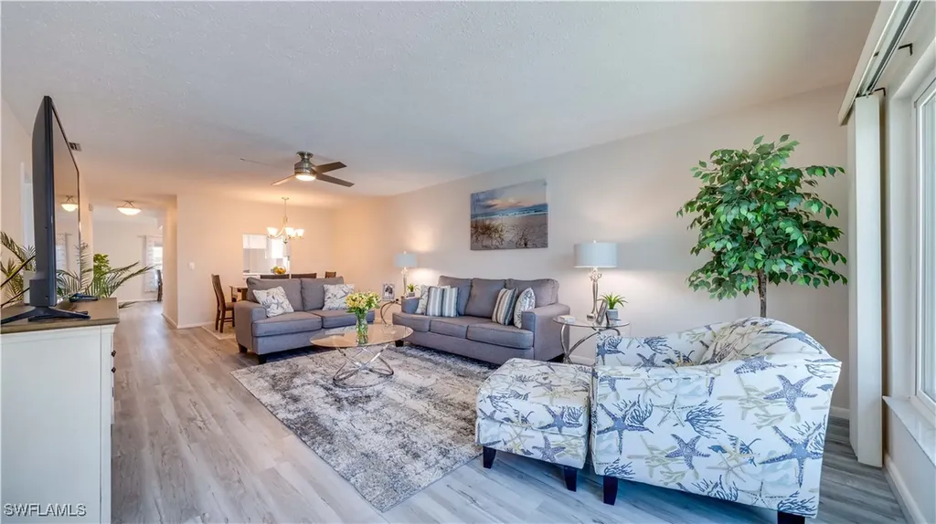 1333 SE 40th Terrace Cape Coral FL 33904