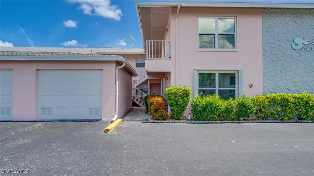 1333 SE 40th Terrace Cape Coral FL 33904