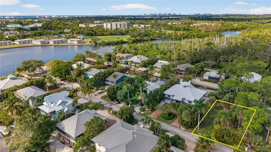 1675 Avion Place Naples FL 34104