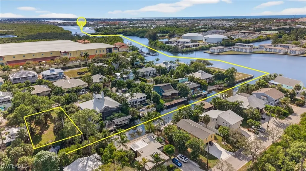 1675 Avion Place Naples FL 34104
