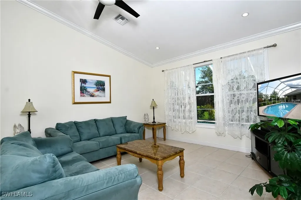 599 Genevieve Drive Lehigh Acres FL 33936