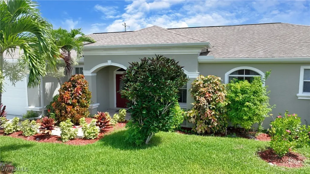 599 Genevieve Drive Lehigh Acres FL 33936