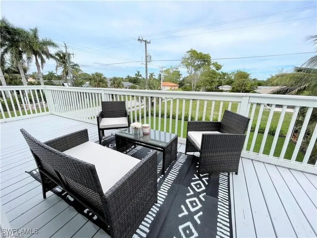 803 104th Avenue N Naples FL 34108
