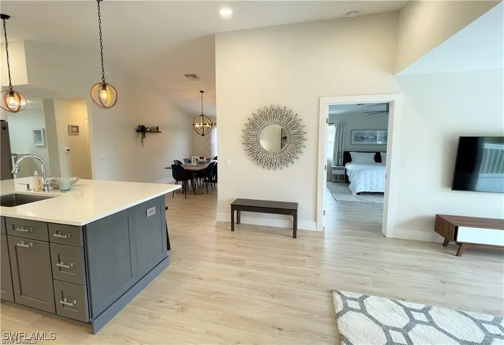 803 104th Avenue N Naples FL 34108