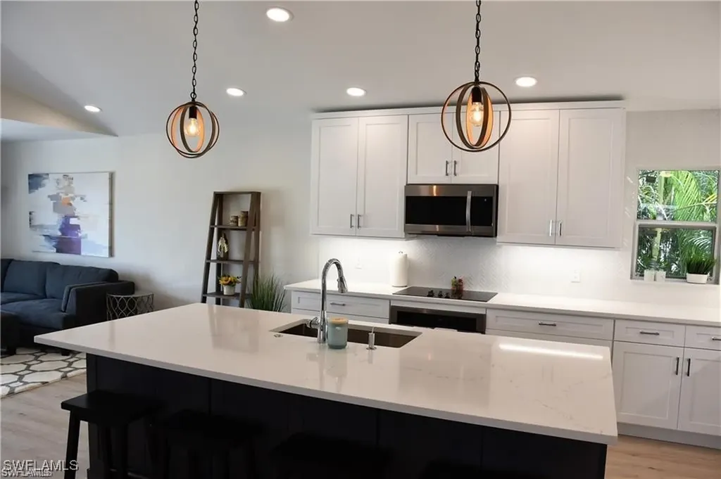 803 104th Avenue N Naples FL 34108