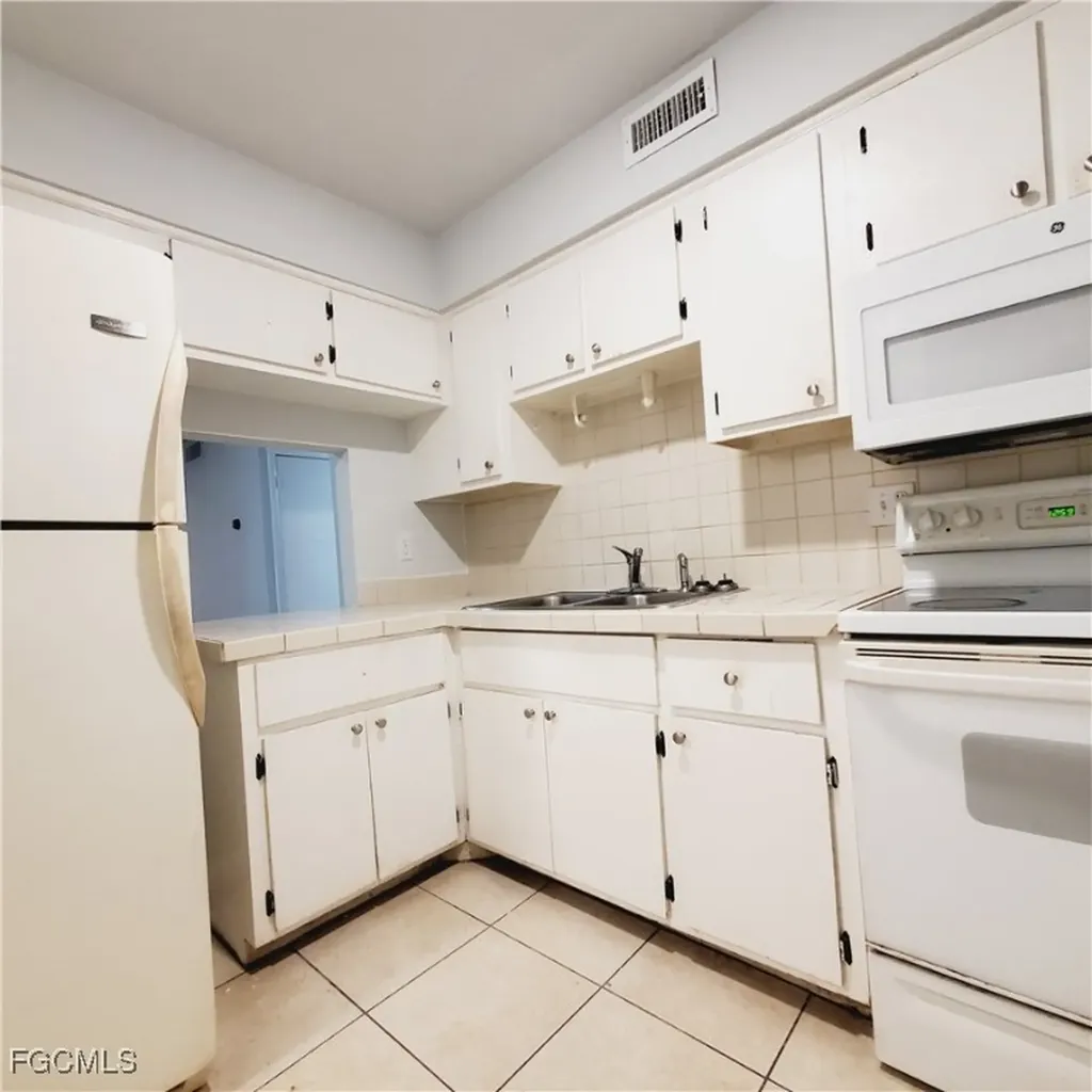 732 Gerald Avenue Lehigh Acres FL 33936