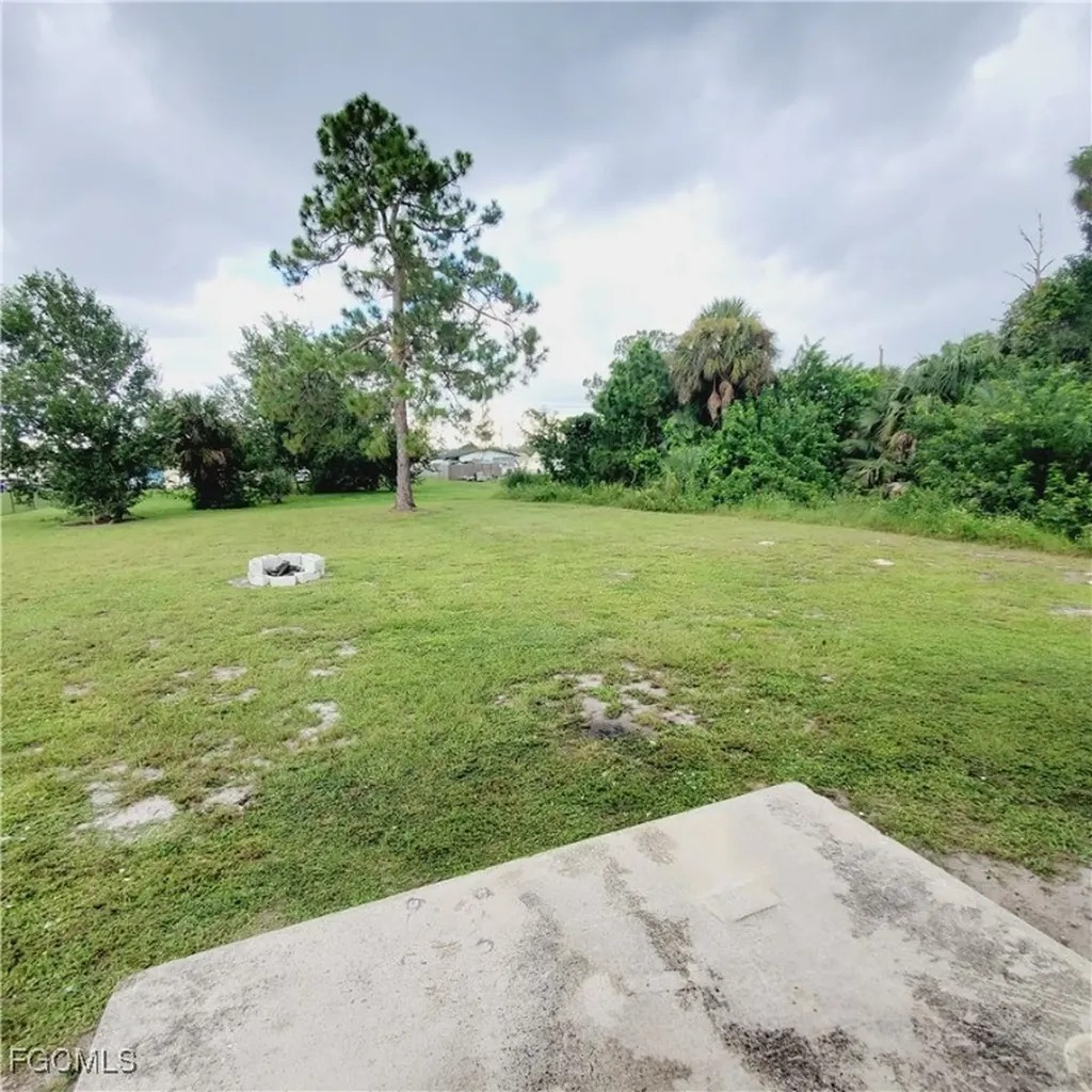 732 Gerald Avenue Lehigh Acres FL 33936