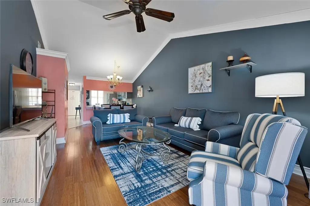 2670 Kings Lake Boulevard Naples FL 34112