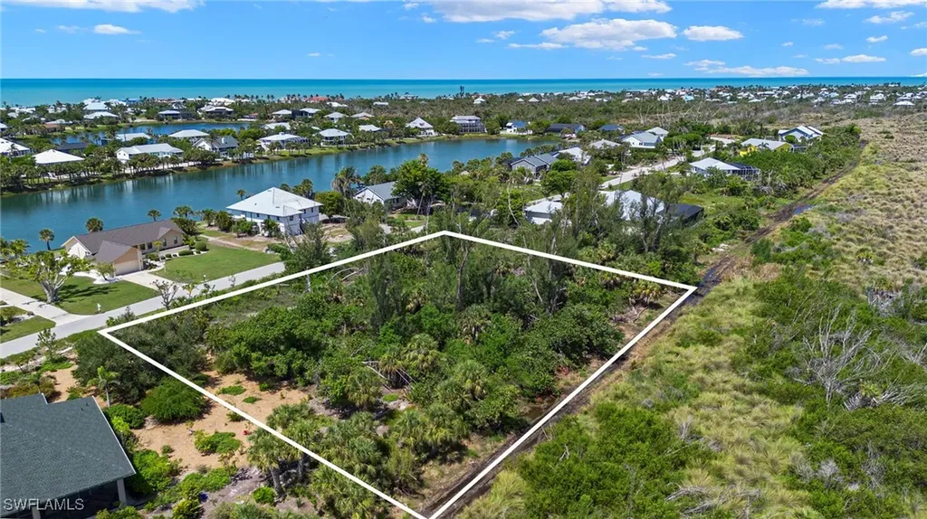 554 Lake Murex Circle Sanibel FL 33957