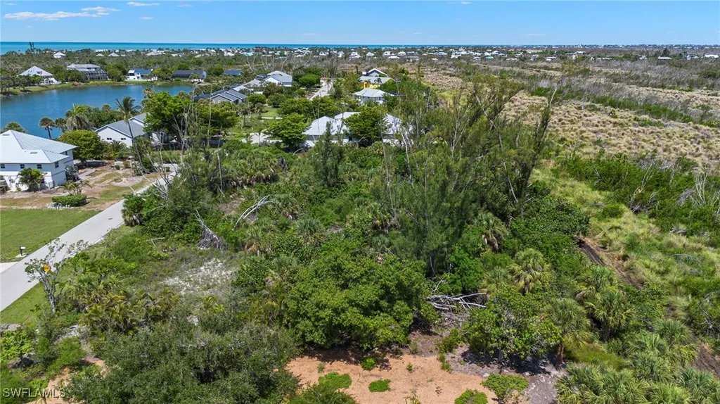 554 Lake Murex Circle Sanibel FL 33957