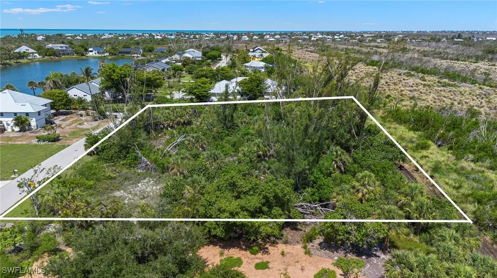 554 Lake Murex Circle Sanibel FL 33957