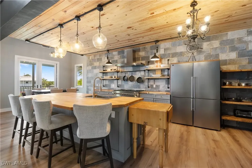 211 Sterling Avenue Fort Myers Beach FL 33931