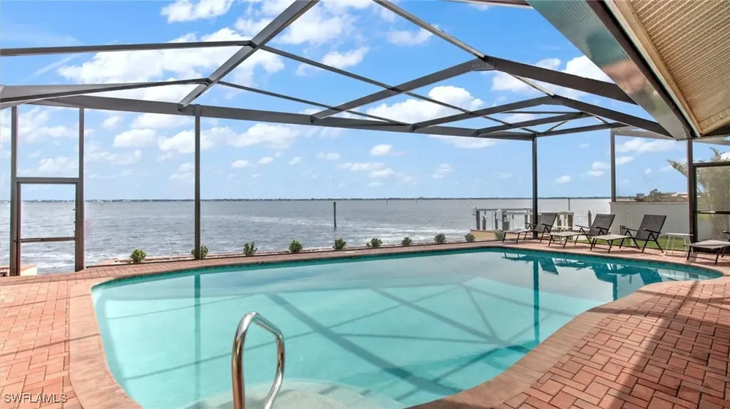 3123 SE 22nd Place Cape Coral FL 33904