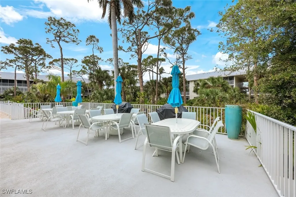 3002 Sandpiper Bay Circle Naples FL 34112