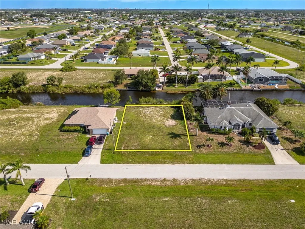 2226 NW 4th Street Cape Coral FL 33993