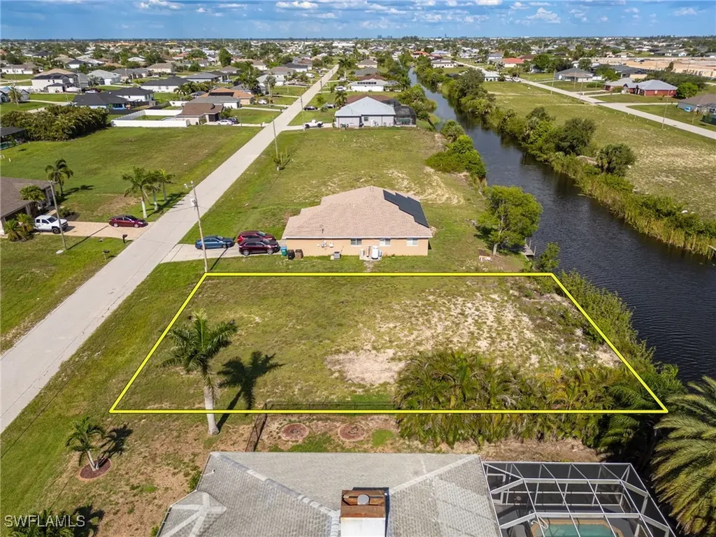 2226 NW 4th Street Cape Coral FL 33993