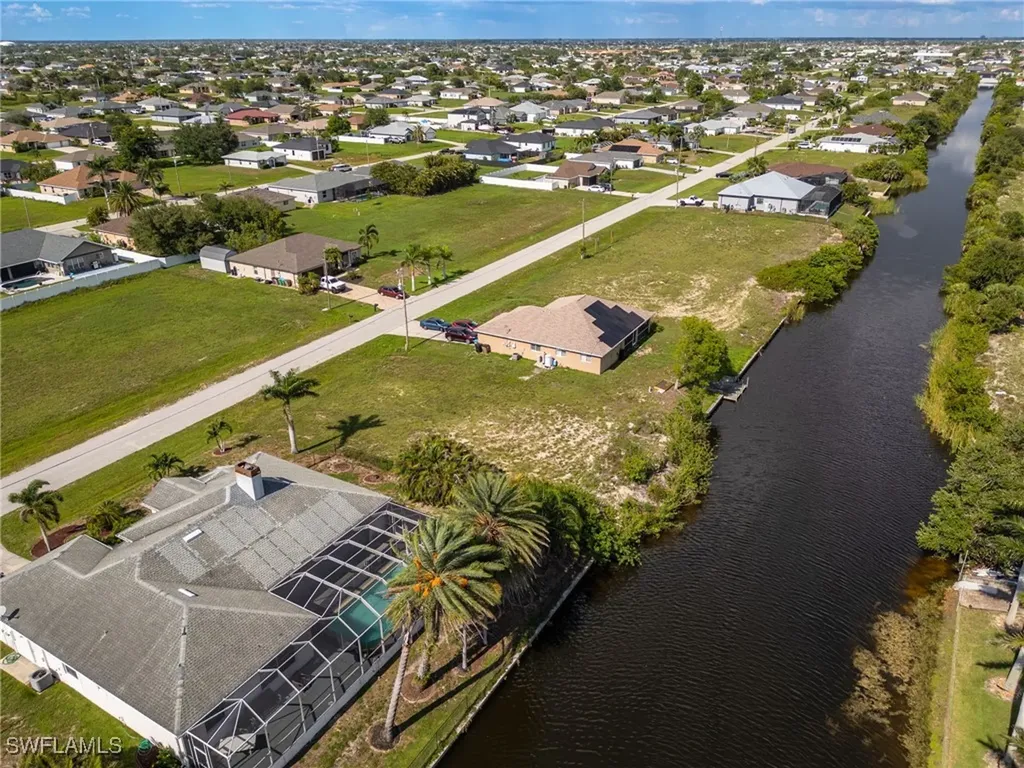 2226 NW 4th Street Cape Coral FL 33993