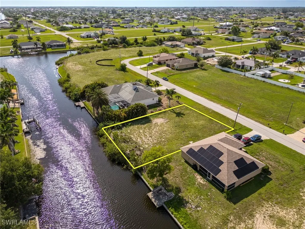 2226 NW 4th Street Cape Coral FL 33993