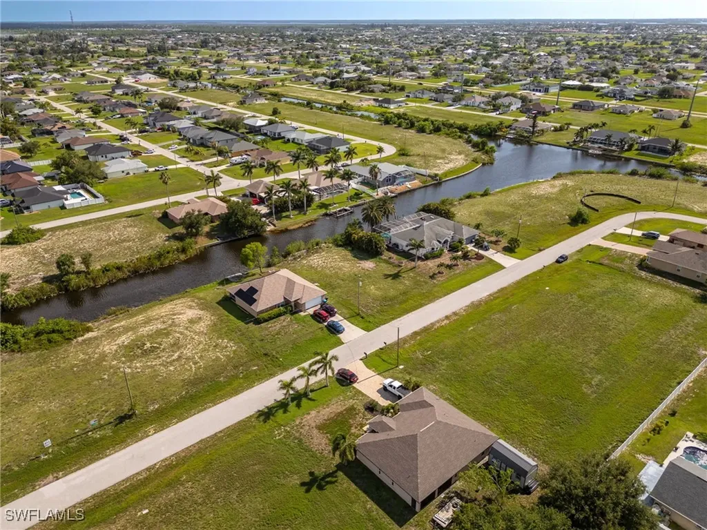 2226 NW 4th Street Cape Coral FL 33993