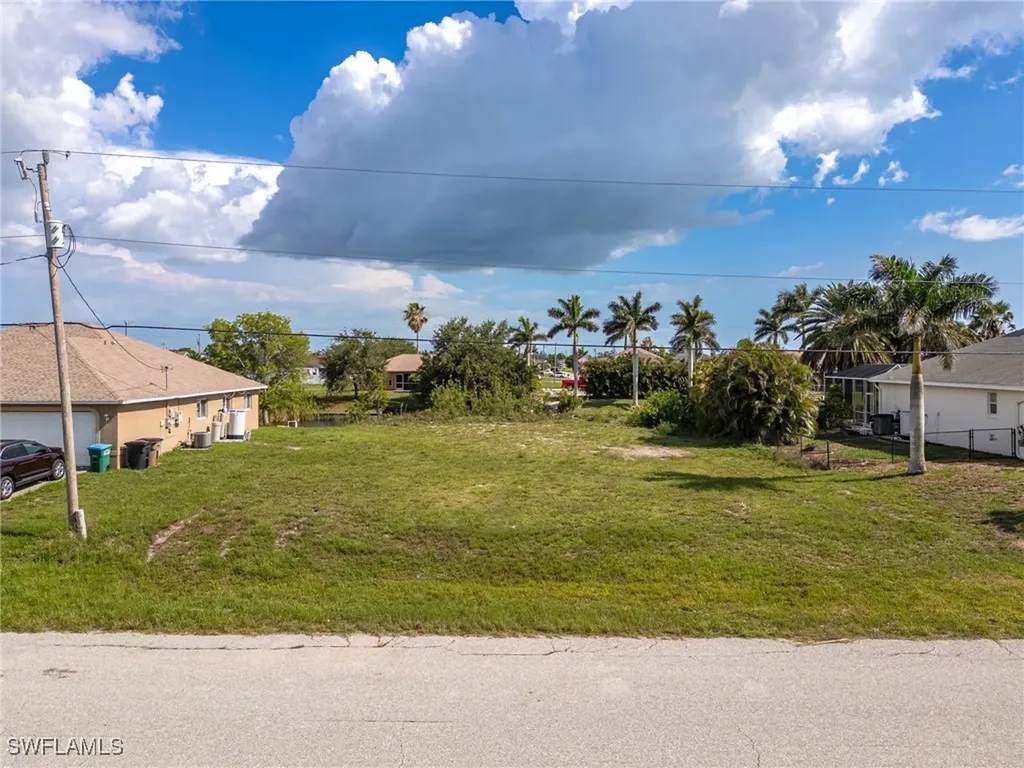 2226 NW 4th Street Cape Coral FL 33993