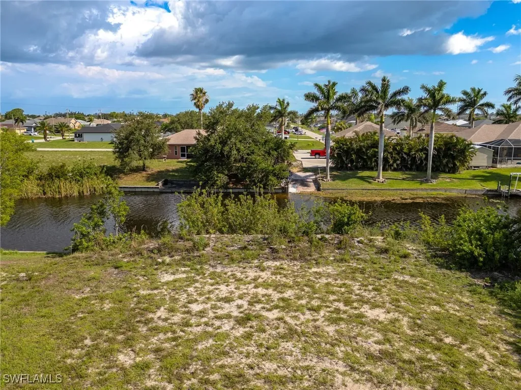2226 NW 4th Street Cape Coral FL 33993